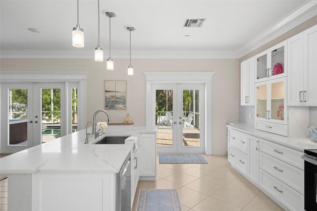 834 ADDISON DRIVE NE, St Petersburg, FL 33716