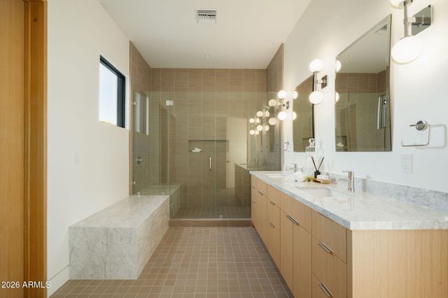 6840 E AVENIDA EL ALBA Avenue, Paradise Valley, AZ 85253