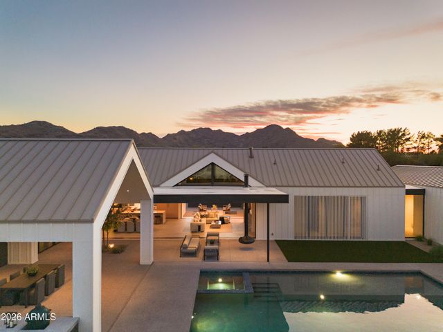 6840 E AVENIDA EL ALBA Avenue, Paradise Valley, AZ 85253
