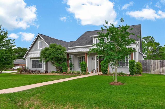 2401 Cunningham Drive, Pearland, TX 77581