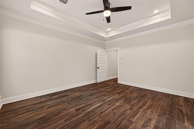 2401 Cunningham Drive, Pearland, TX 77581