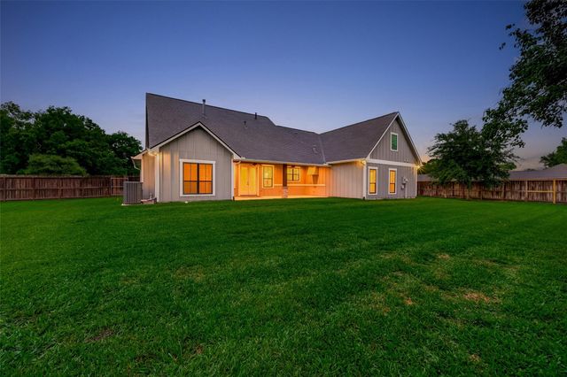 2401 Cunningham Drive, Pearland, TX 77581