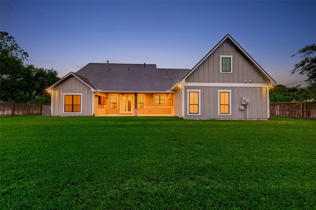 2401 Cunningham Drive, Pearland, TX 77581