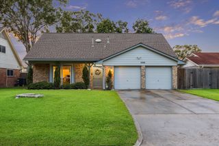 2006 Sunset Court S, League City, TX 77573