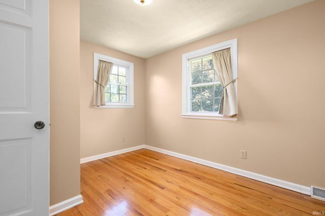5501 Abshire Drive, South Bend, IN 46614