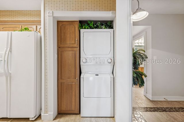 21 S Forest Beach Dr Apt 334, Hilton Head Island, SC 29928