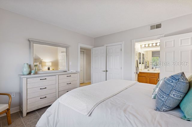 21 S Forest Beach Dr Apt 334, Hilton Head Island, SC 29928