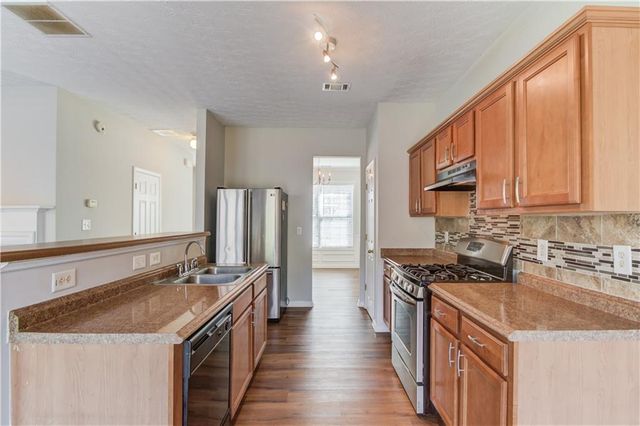 1554 Park Grove Drive, Lawrenceville, GA 30046