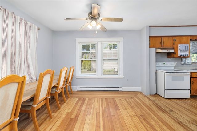 68 Covel Circle, Warwick, RI 02888
