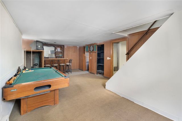 68 Covel Circle, Warwick, RI 02888