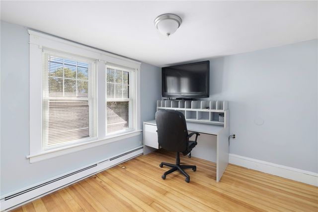 68 Covel Circle, Warwick, RI 02888