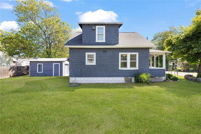 68 Covel Circle, Warwick, RI 02888