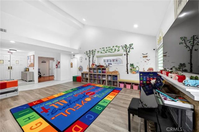 198 Sunflower, Brea, CA 92821