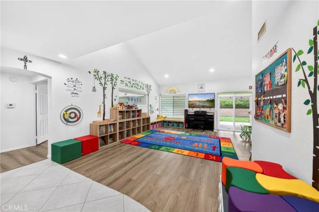 198 Sunflower, Brea, CA 92821