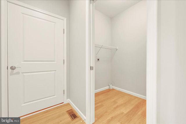 227 PILGRIM DR, Lancaster, PA 17603