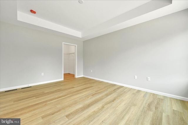 227 PILGRIM DR, Lancaster, PA 17603