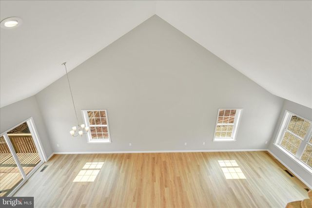 227 PILGRIM DR, Lancaster, PA 17603