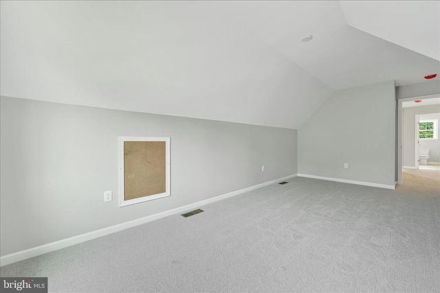 227 PILGRIM DR, Lancaster, PA 17603