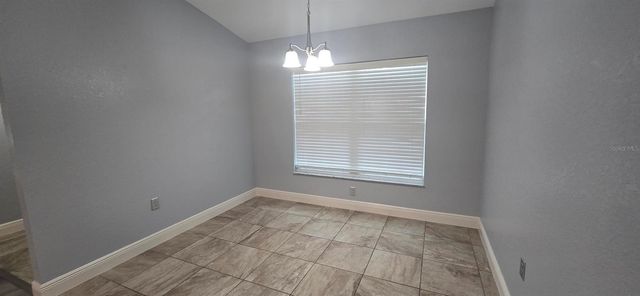 32 PINE CT LOOP, Ocala, FL 34472
