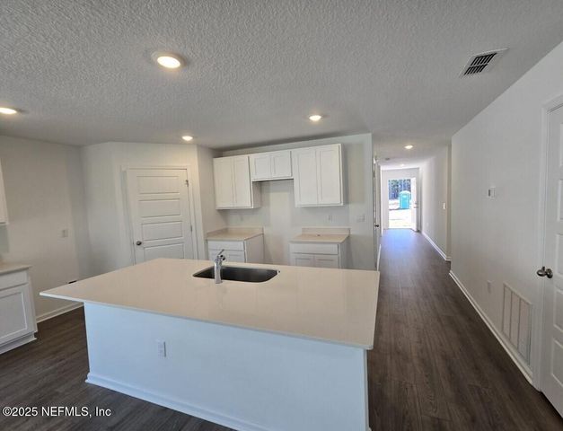 12391 GREAT EAGLE Road, Jacksonville, FL 32219