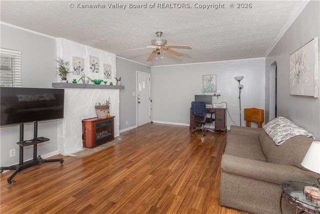 19 Stewart Park, Cross Lanes, WV 25313