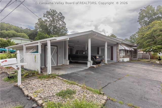 19 Stewart Park, Cross Lanes, WV 25313