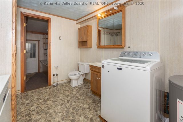 19 Stewart Park, Cross Lanes, WV 25313