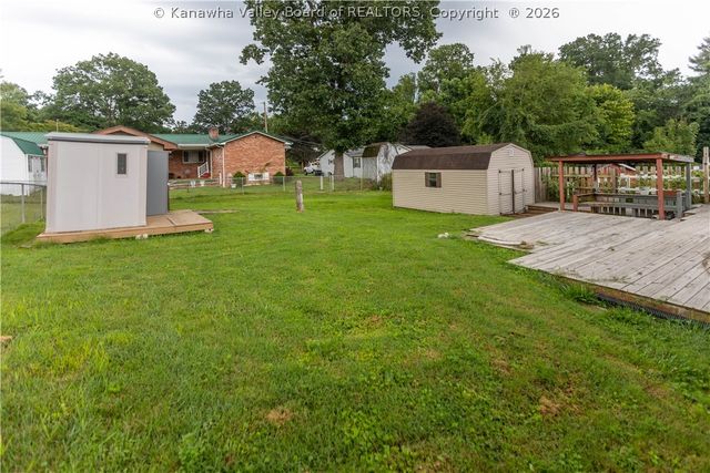19 Stewart Park, Cross Lanes, WV 25313