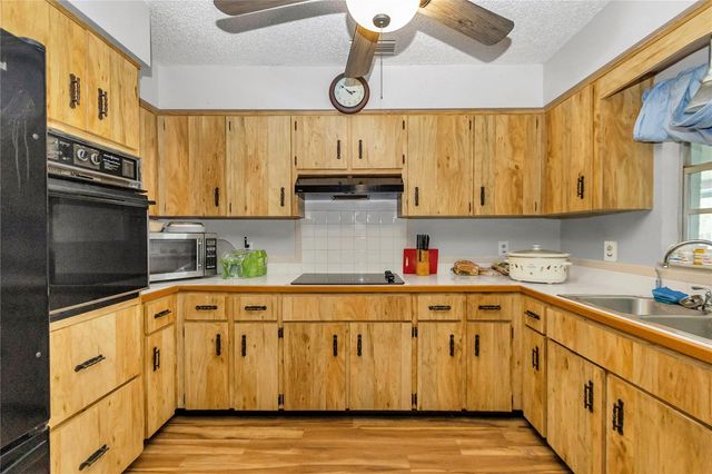 16738 SE 63 LANE, Ocklawaha, FL 32179