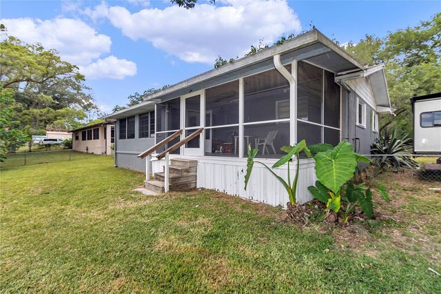 16738 SE 63 LANE, Ocklawaha, FL 32179