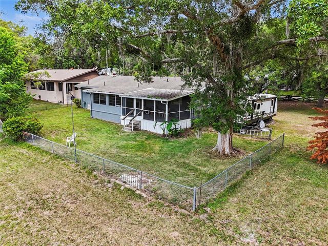 16738 SE 63 LANE, Ocklawaha, FL 32179