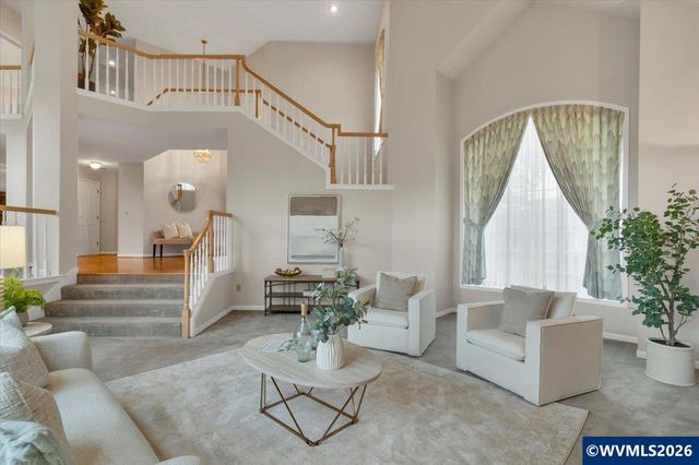 1577 Webster Dr SE, Salem, OR 97302