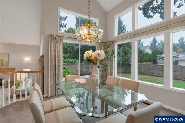 1577 Webster Dr SE, Salem, OR 97302
