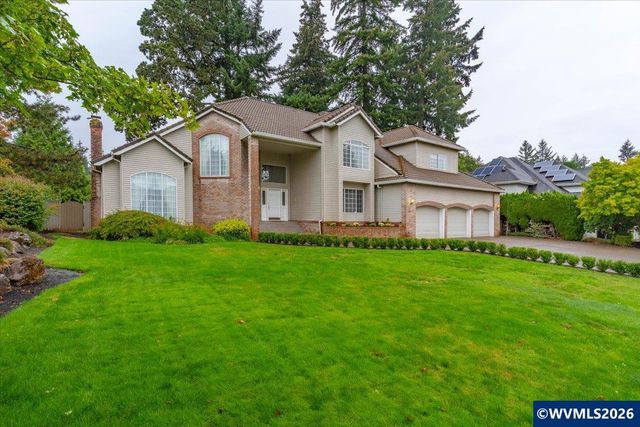 1577 Webster Dr SE, Salem, OR 97302