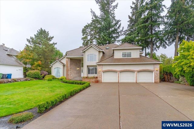 1577 Webster Dr SE, Salem, OR 97302