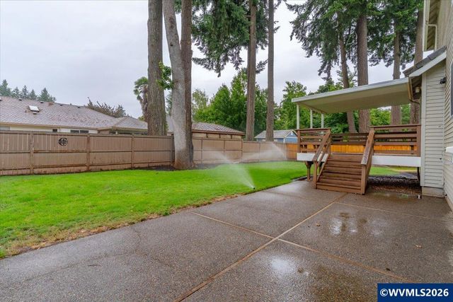 1577 Webster Dr SE, Salem, OR 97302