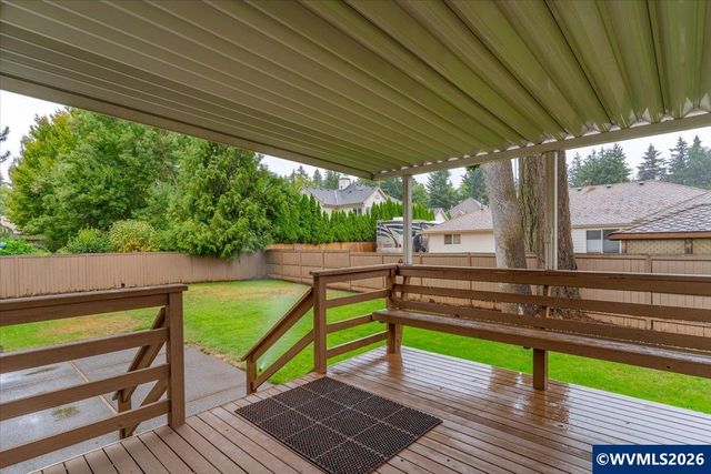 1577 Webster Dr SE, Salem, OR 97302