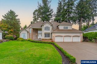 1577 Webster Dr SE, Salem, OR 97302