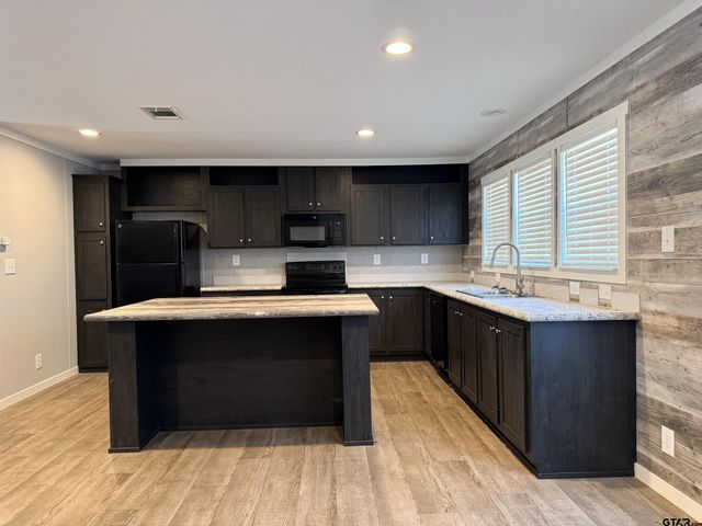 39 CR 1206, Daingerfield, TX 75638