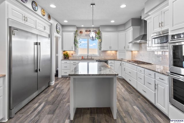 1040 Cady Drive, Arlington, NE 68002