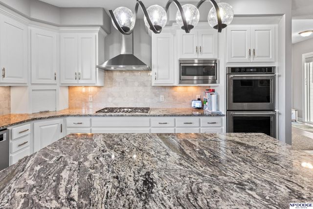 1040 Cady Drive, Arlington, NE 68002