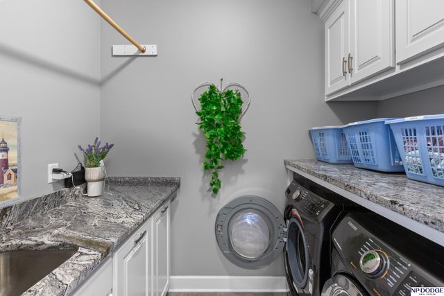 1040 Cady Drive, Arlington, NE 68002