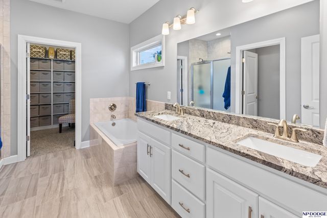 1040 Cady Drive, Arlington, NE 68002