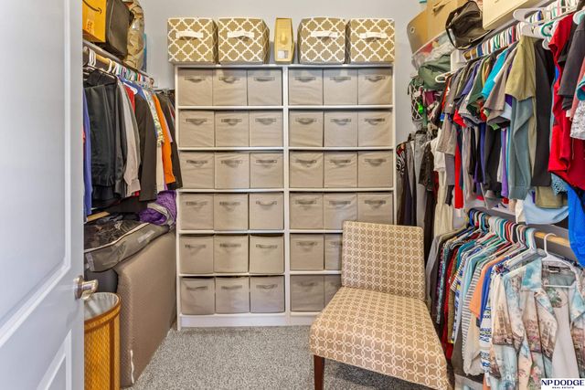 1040 Cady Drive, Arlington, NE 68002