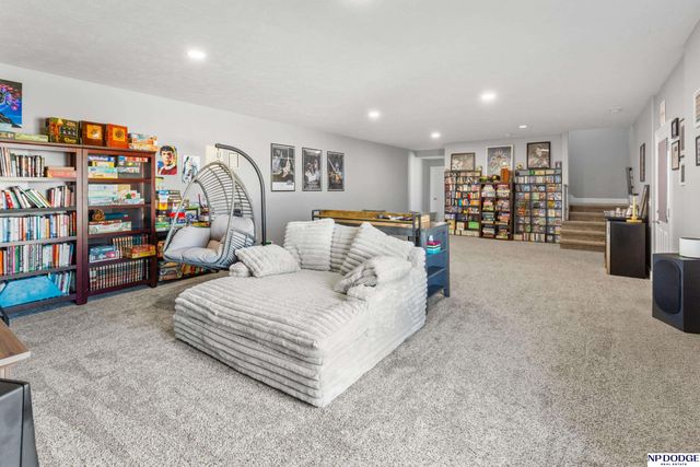 1040 Cady Drive, Arlington, NE 68002