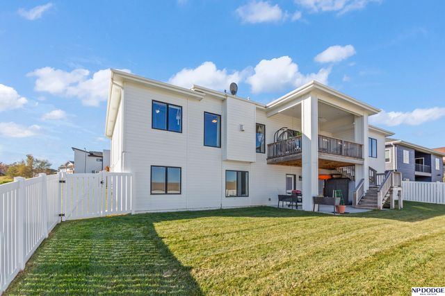 1040 Cady Drive, Arlington, NE 68002