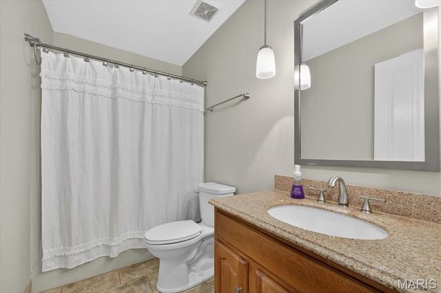18506 Royal Drive, Warrenton, MO 63383