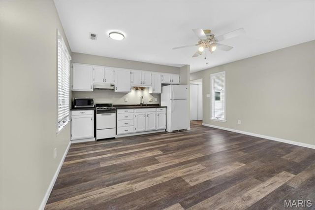 18506 Royal Drive, Warrenton, MO 63383