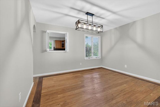 18506 Royal Drive, Warrenton, MO 63383