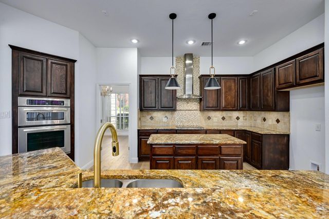 12309 PLEASANT HILL CT, Austin, TX 78738